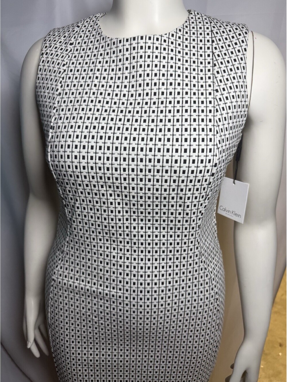 Calvin Klein Sheath Dress Sleeveless Abstract Print Work Chic Size 12 NWT - Picture 3 of 4